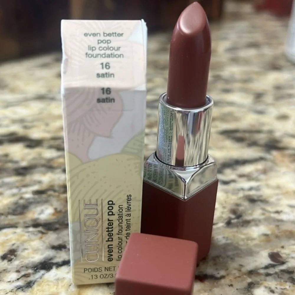 ♣️🌙Clinique Satin Even Better Pop Lipstick